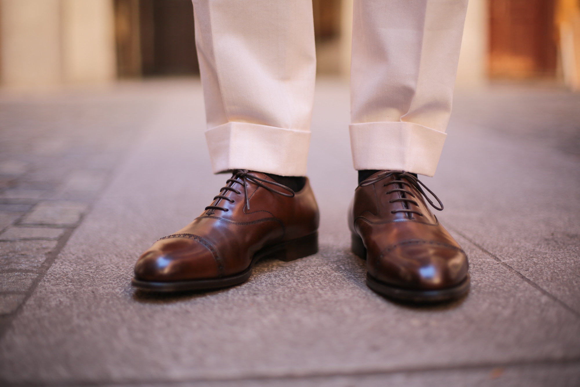 Стили туфлей мужских. Oxfords. Классический стиль обувь. Man Classic Shoes. Массивная классическая обувь мужская.